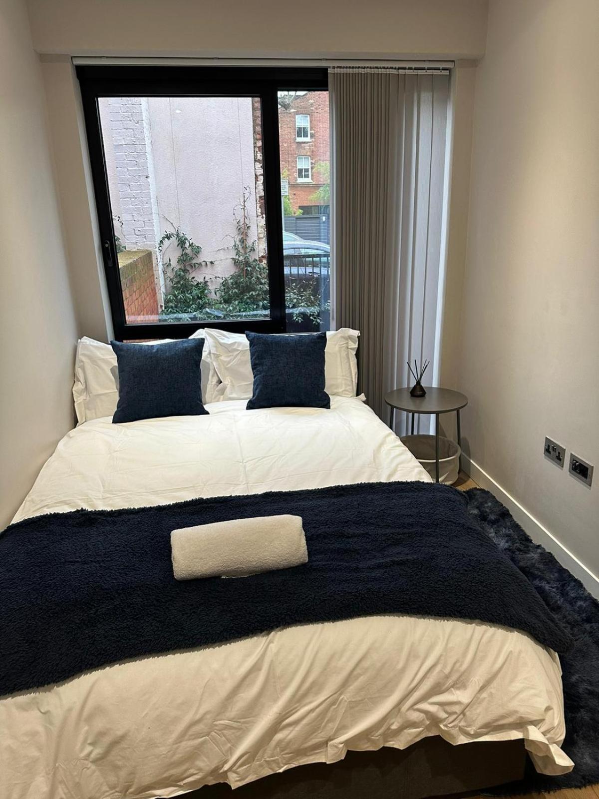 Richardson Deluxe Apartments - 3 Bed Londres Exterior foto